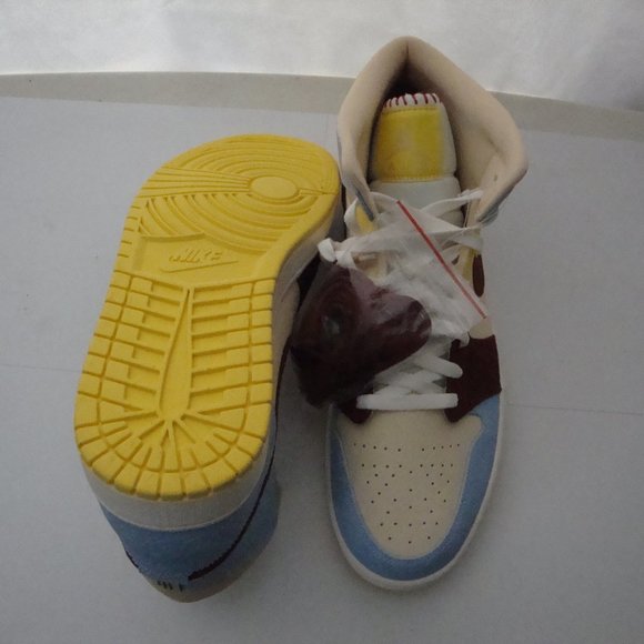 Jordan 1 Mid SE x Maison Chateau Rouge Fearless 2019 main image 10